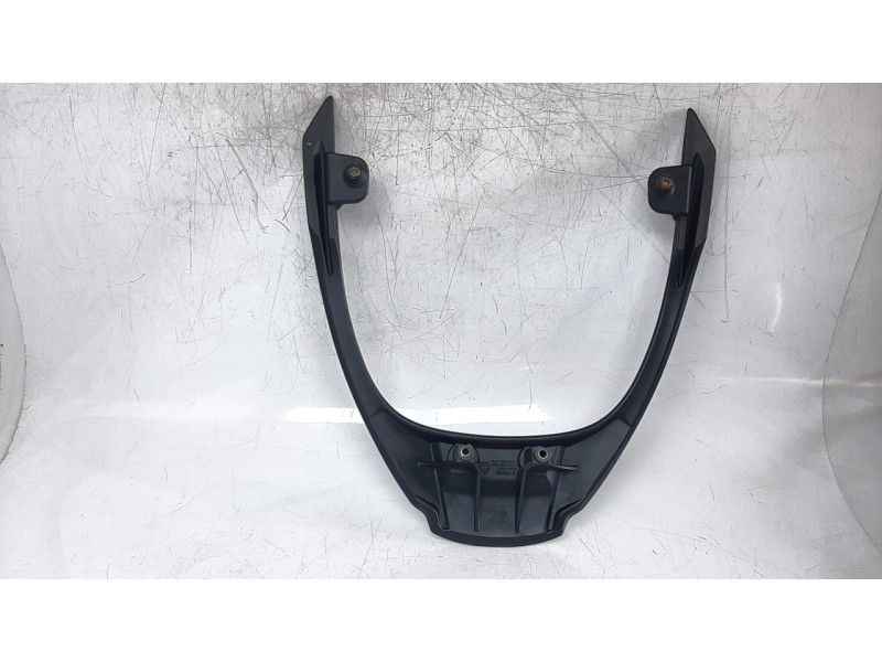 Recambio de portamaletas para kymco g-dink 125 referencia OEM IAM 81200ACD5E000  