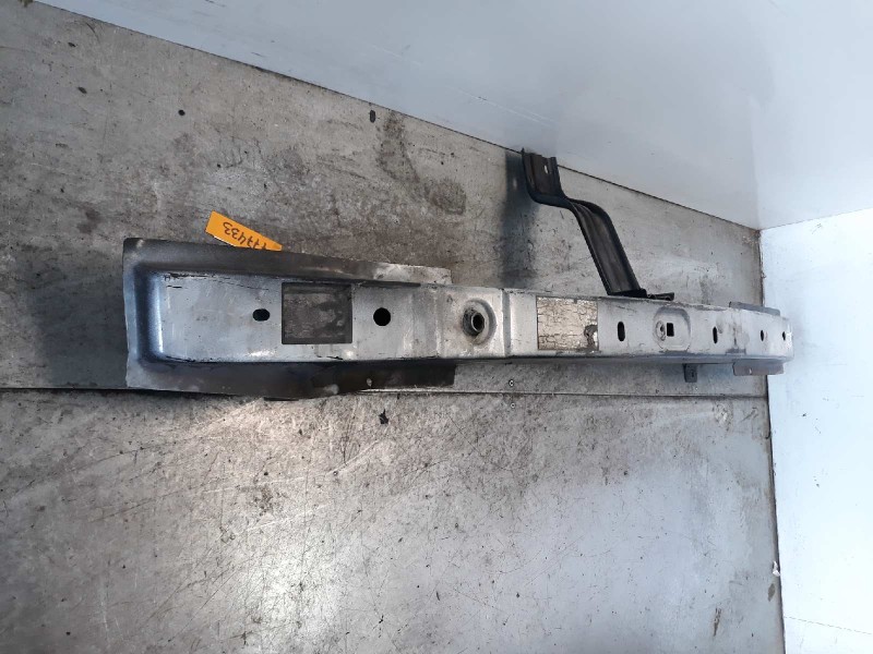 Recambio de refuerzo paragolpes delantero para nissan primastar (x..) 2.0 dci diesel referencia OEM IAM  107198307 