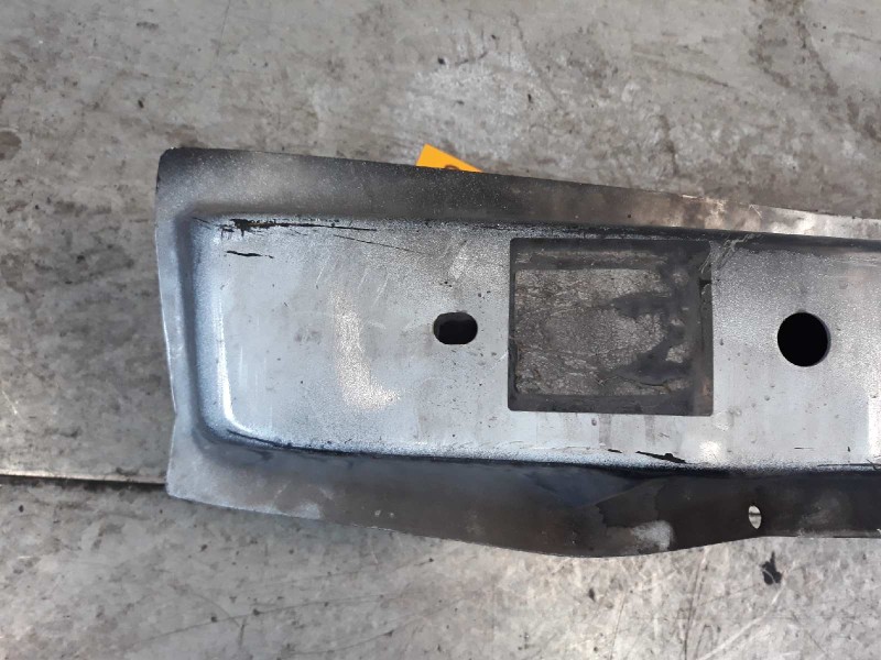 Recambio de refuerzo paragolpes delantero para nissan primastar (x..) 2.0 dci diesel referencia OEM IAM  107198307 