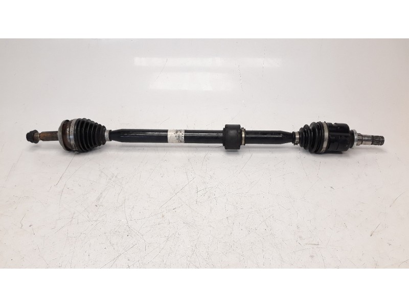 Recambio de transmision delantera derecha para toyota avensis 1.8 16v cat referencia OEM IAM 4341005451 T98712 TO2329