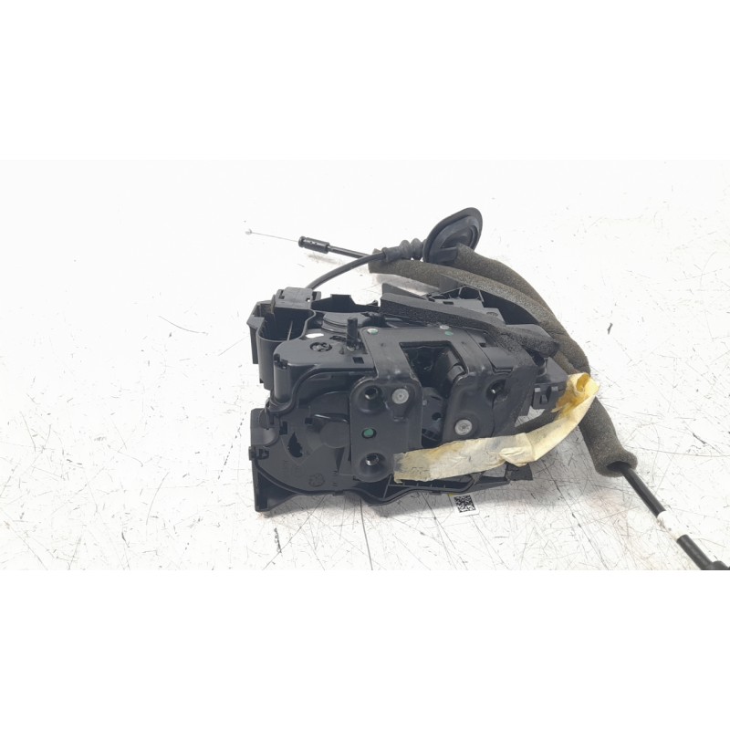 Recambio de cerradura puerta trasera derecha para renault megane iv berlina 5p 1.2 tce energy referencia OEM IAM 825025227R  