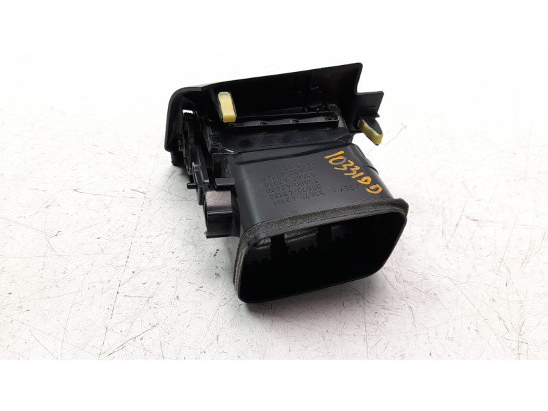 Recambio de rejilla aireadora para toyota rav 4 referencia OEM IAM 5567042170  