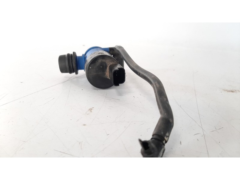 Recambio de bomba limpia para dacia sandero 0.9 tce cat referencia OEM IAM 2107R  