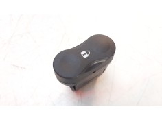 Recambio de interruptor para dacia sandero referencia OEM IAM 8200870250D  