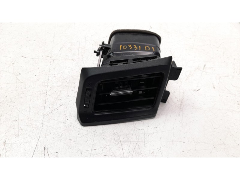 Recambio de rejilla aireadora para toyota rav 4 referencia OEM IAM 5567042080  