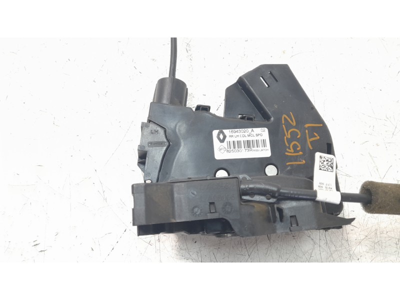 Recambio de cerradura puerta trasera izquierda para renault megane iv berlina 5p 1.2 tce energy referencia OEM IAM 825030173R  