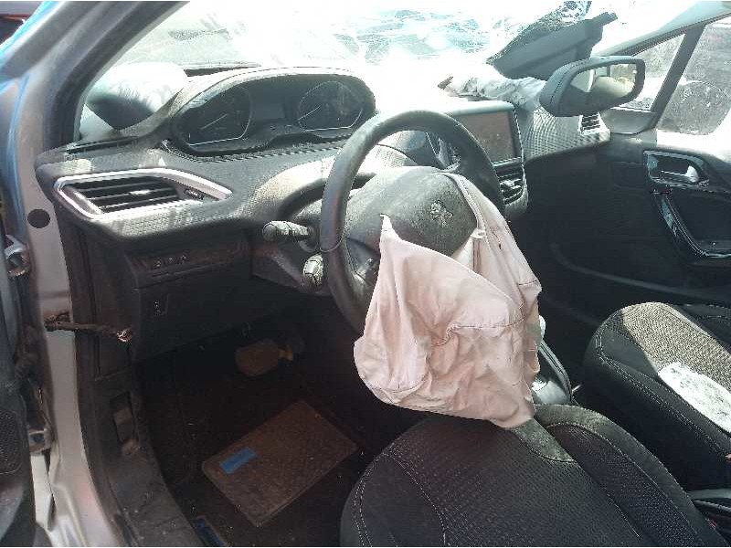 peugeot 208 del año 2017