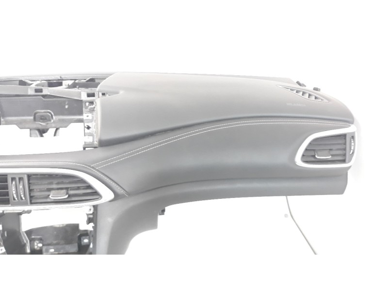 Recambio de kit airbag para infiniti q30 2.2d sport referencia OEM IAM 682005DF0A  