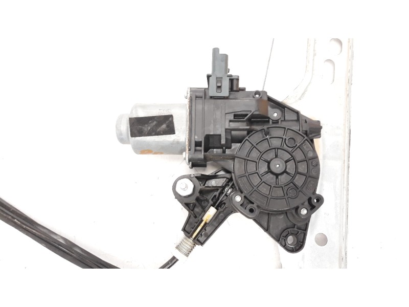 Recambio de elevalunas delantero derecho para renault megane iv berlina 5p 1.2 tce energy referencia OEM IAM 807208314R  
