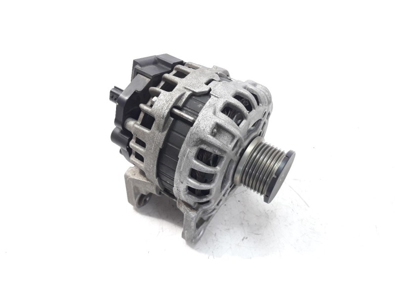 Recambio de alternador para renault clio iv 0.9 referencia OEM IAM 231006007R ALF070501 A10790