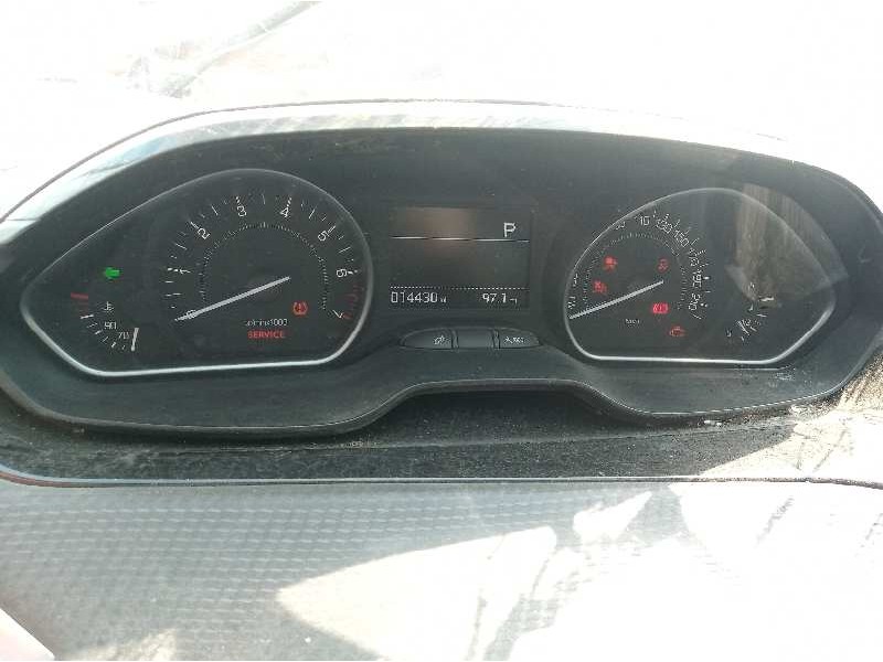 peugeot 208 del año 2017