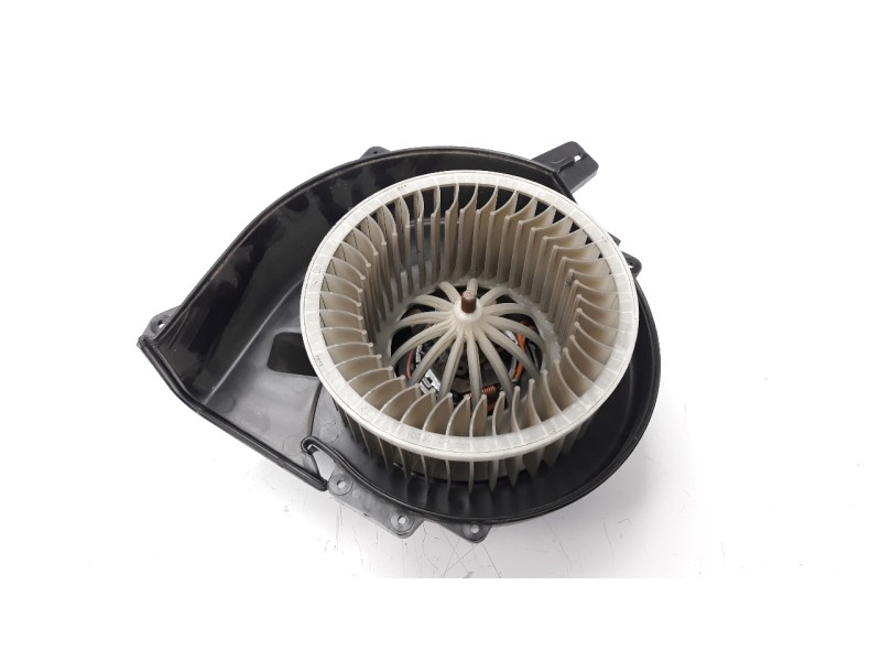 Recambio de ventilador calefaccion para seat ibiza sc (6j1) 1.2 tsi referencia OEM IAM 6R1819015A  