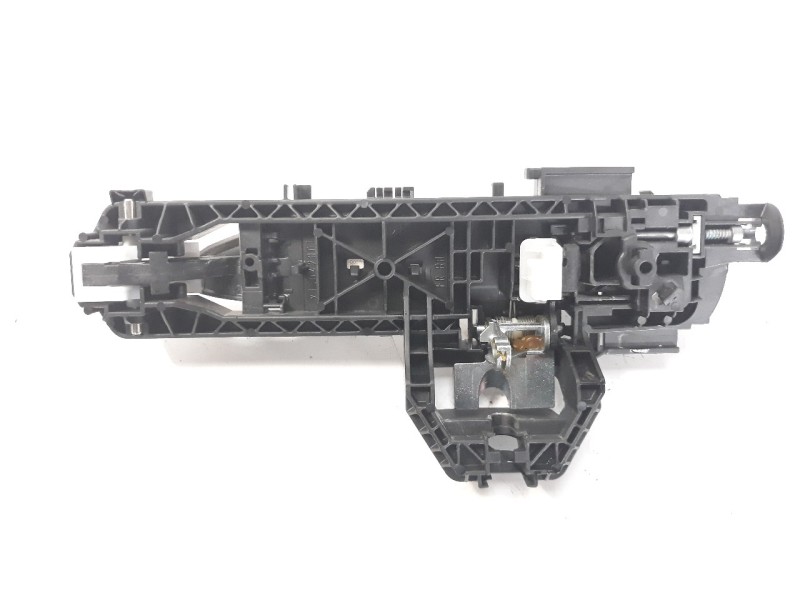 Recambio de maneta exterior delantera derecha para infiniti q30 2.2d sport referencia OEM IAM A2047600270  