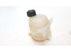 Recambio de deposito servo para dacia sandero referencia OEM IAM 7700795347   2