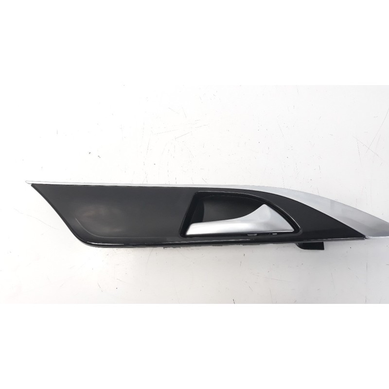 Recambio de maneta interior delantera derecha para infiniti q30 2.2d sport referencia OEM IAM 16005025215  