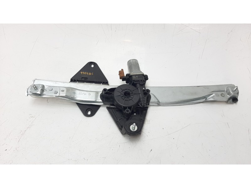 Recambio de elevalunas delantero izquierdo para dacia sandero 0.9 tce cat referencia OEM IAM 807214673R  