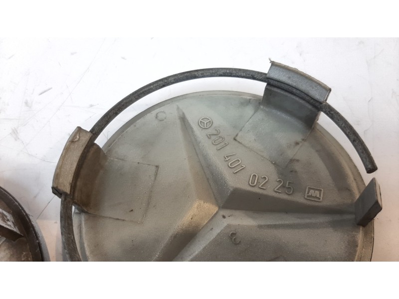 Recambio de tapacubos para mercedes-benz clase c (w201) berlina 2.0 referencia OEM IAM 2014010225  