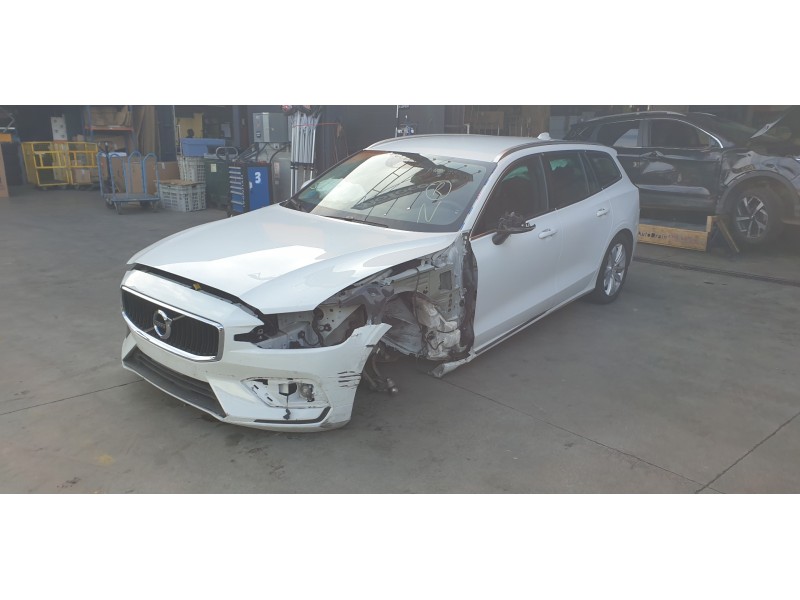 volvo v60 familiar del año 2021