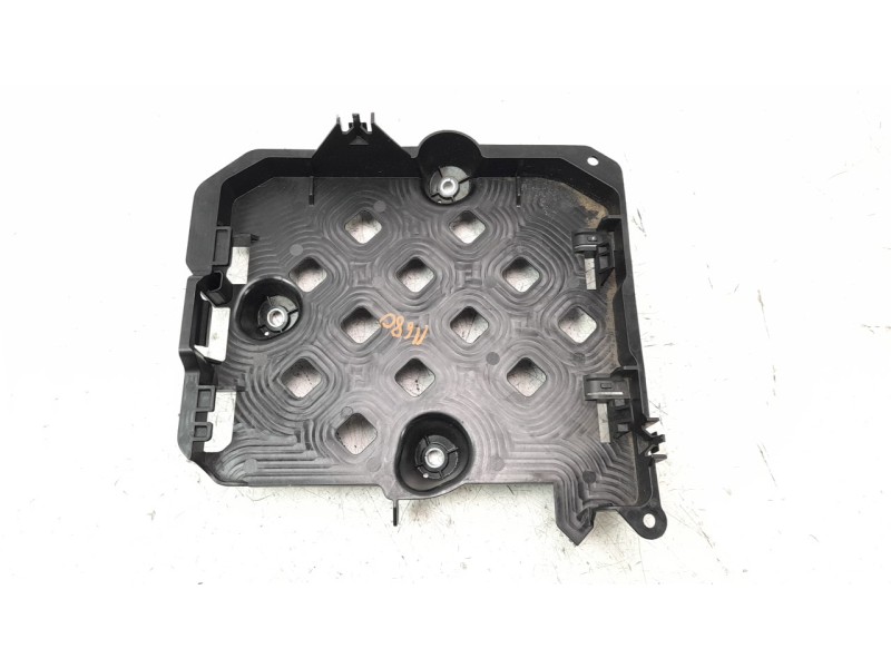 Recambio de moldura para audi q7 4mg referencia OEM IAM 4M0907650C  