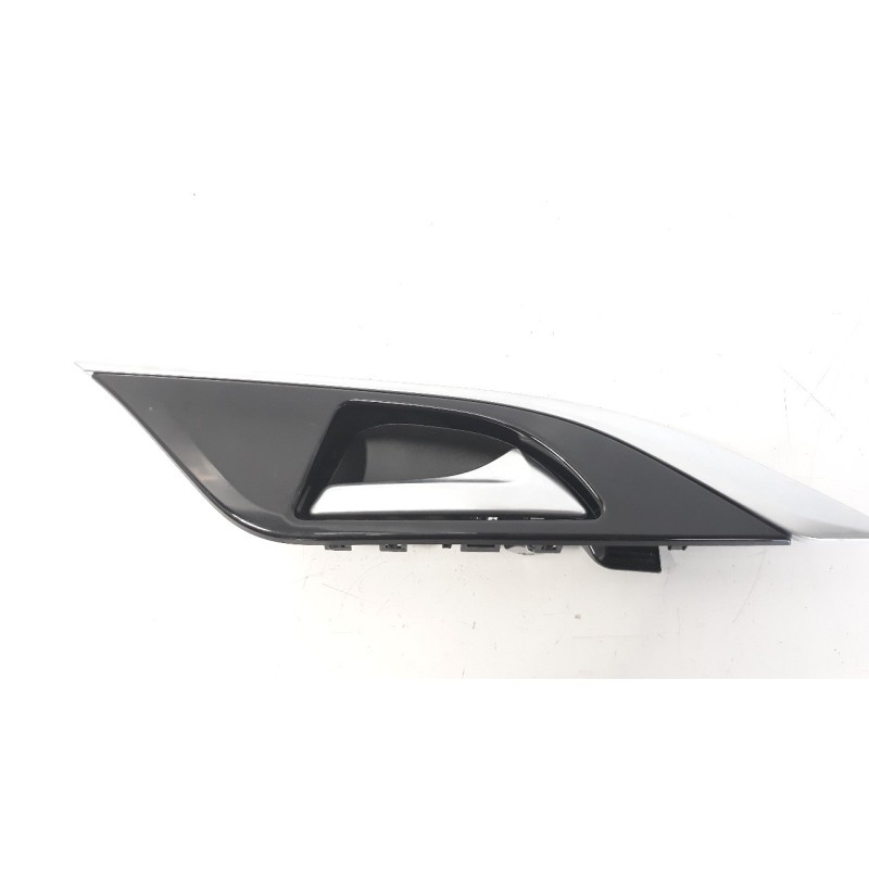 Recambio de maneta interior trasera izquierda para infiniti q30 2.2d sport referencia OEM IAM 16005015215  