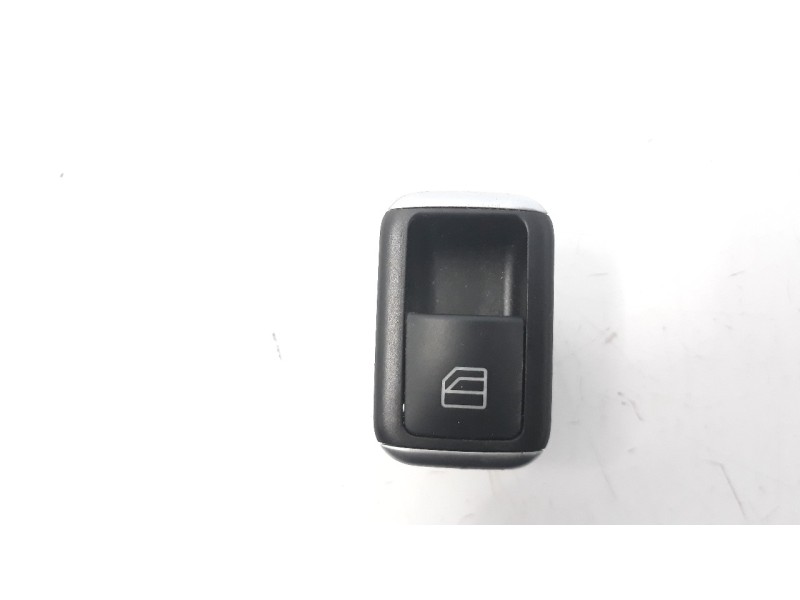 Recambio de mando elevalunas delantero derecho para infiniti q30 2.2d sport referencia OEM IAM A2049058102  