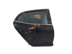 PUERTA TRASERA DERECHA 821001172R 