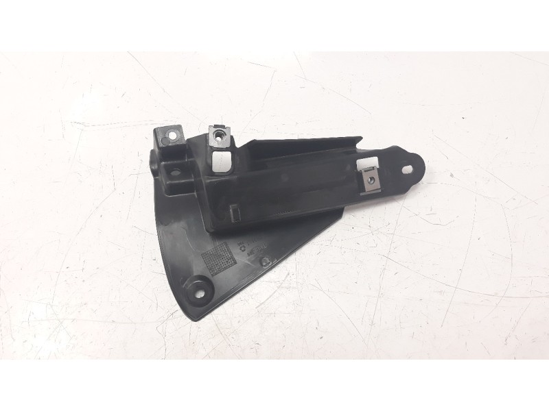 Recambio de calandra delantera de radiador para triumph street triple street triple r referencia OEM IAM 2309161  