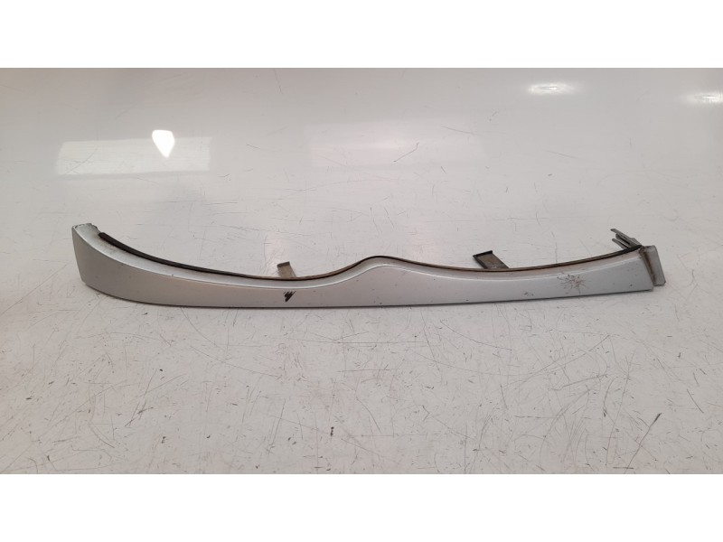 Recambio de moldura para bmw serie 3 berlina (e46) 1.8 16v referencia OEM IAM 51137030554 107061102 BM0202103
