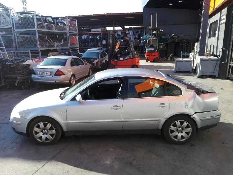 volkswagen passat berlina (3b3) del año 2001