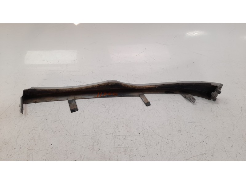 Recambio de moldura para bmw serie 3 berlina (e46) 1.8 16v referencia OEM IAM 51137030554 107061102 BM0202103
