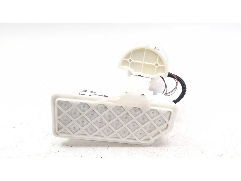 Recambio de bomba combustible para toyota c-hr referencia OEM IAM 7702002C21  