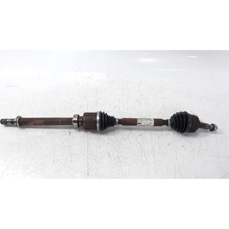 Recambio de transmision delantera derecha para renault megane iv berlina 5p 1.2 tce energy referencia OEM IAM 391009373R R1609 T