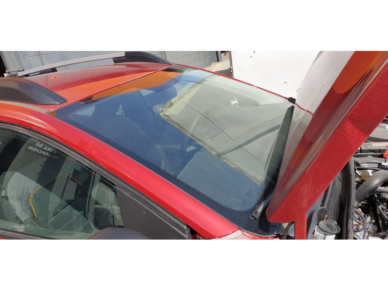 Recambio de parabrisas para dacia sandero 0.9 tce cat referencia OEM IAM 727122932R  