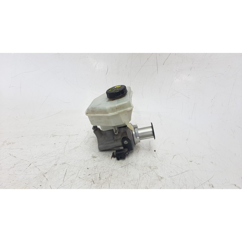 Recambio de bomba freno para porsche cayenne (typ 92aa) 3.0 tdi cat referencia OEM IAM 7P0611303A 32667767 