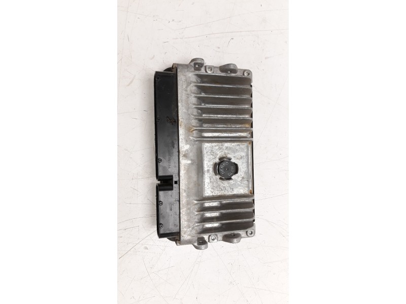 Recambio de centralita motor uce para toyota c-hr referencia OEM IAM 89661F4320 MB2768003960 