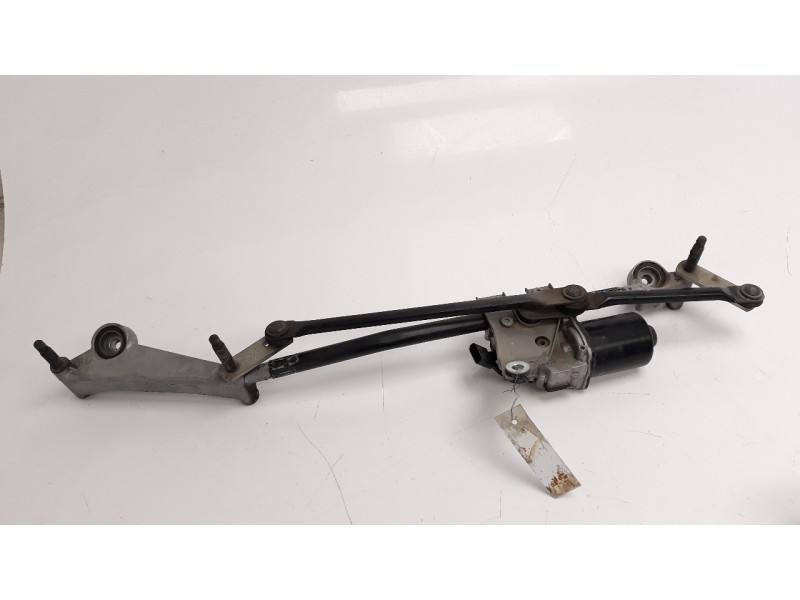 Recambio de motor limpia delantero para infiniti q30 2.2d sport referencia OEM IAM A1769061800 W000027118 