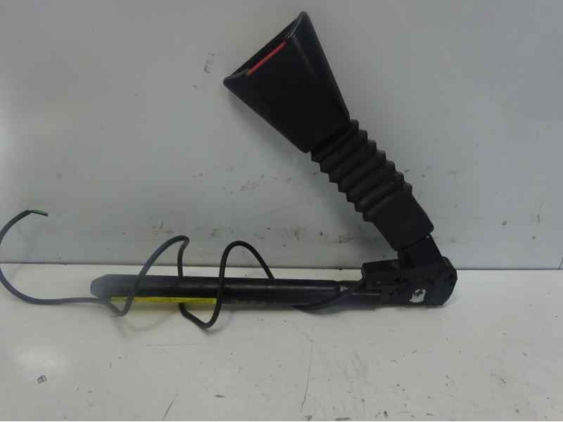 Recambio de cinturon seguridad delantero derecho para opel zafira a elegance referencia OEM IAM 90560656  