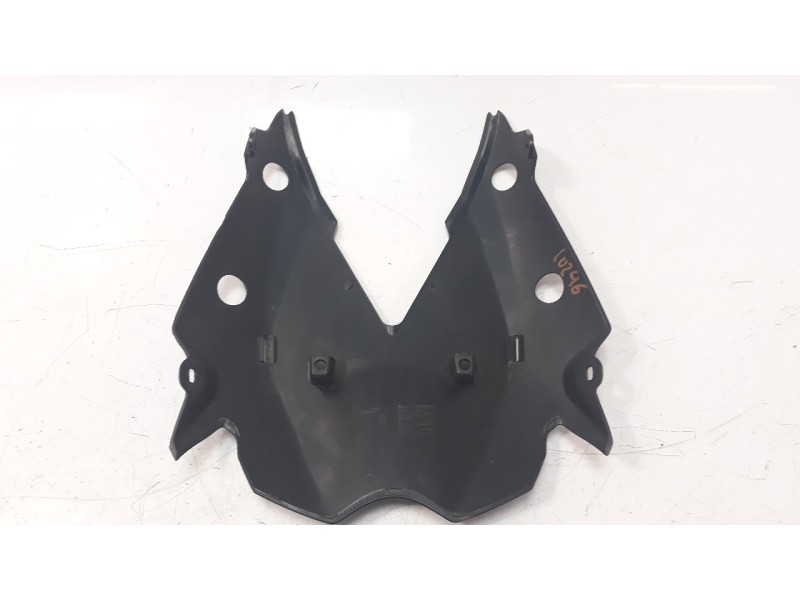 Recambio de moldura para triumph street triple street triple r referencia OEM IAM 2303028  