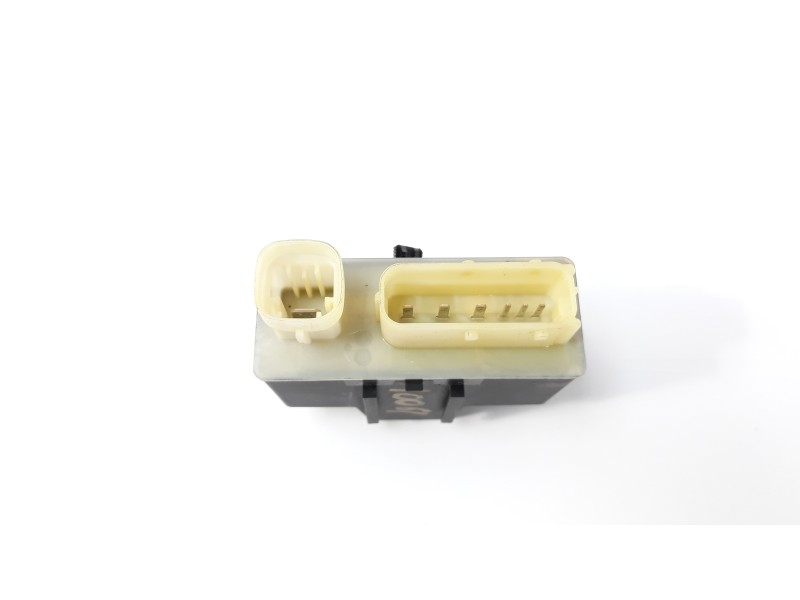 Recambio de caja precalentamiento para citroen berlingo station wagon xtr plus referencia OEM IAM 9652021180 018010951 