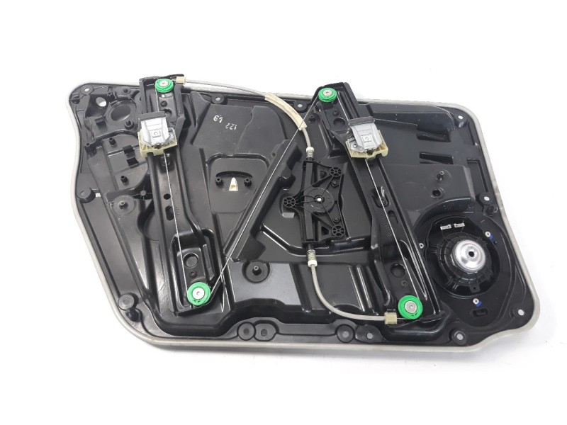 Recambio de elevalunas delantero derecho para infiniti q30 2.2d sport referencia OEM IAM 928337101  