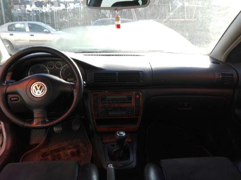 volkswagen passat berlina (3b3) del año 2001