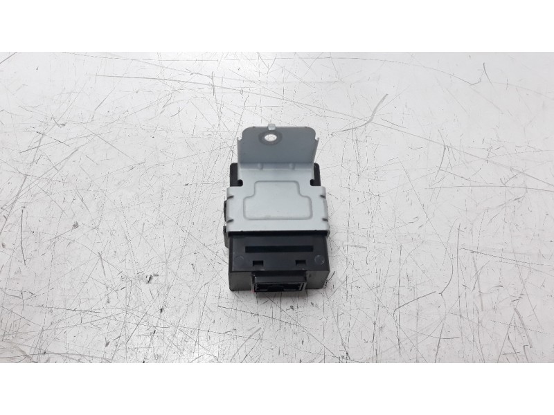 Recambio de modulo electronico para kia rio (yb) 1.2 cat referencia OEM IAM 95210H8000  
