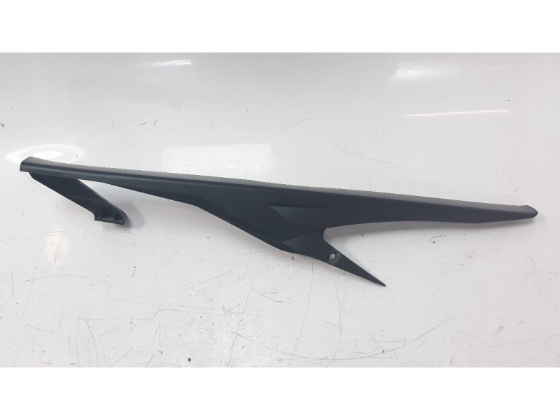 Recambio de moldura para triumph street triple street triple r referencia OEM IAM 2050171  