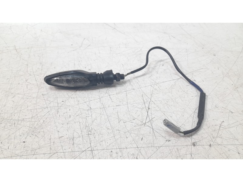 Recambio de piloto delantero izquierdo para ktm 390 duke 390 duke referencia OEM IAM 90514036100  