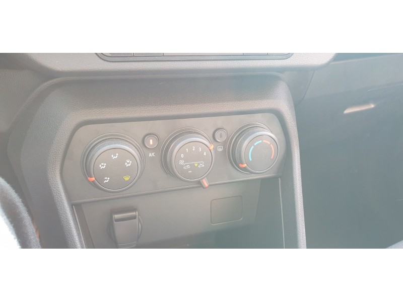 Recambio de mando calefaccion / aire acondicionado para dacia sandero 0.9 tce cat referencia OEM IAM 275004395R  