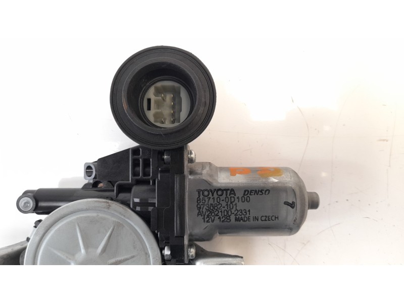 Recambio de elevalunas delantero derecho para toyota yaris city referencia OEM IAM 857100D100  