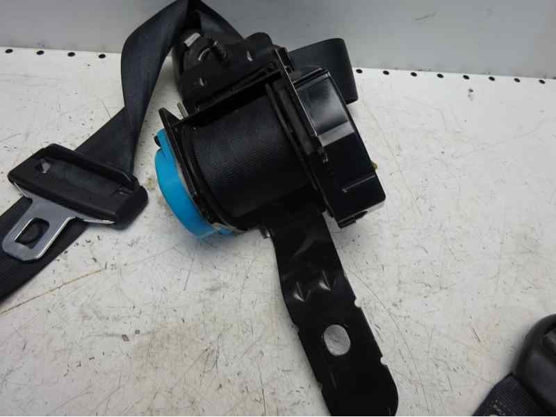 Recambio de cinturon seguridad trasero izquierdo para chrysler voyager (rg) 2.5 crd cat referencia OEM IAM P04680517AB  