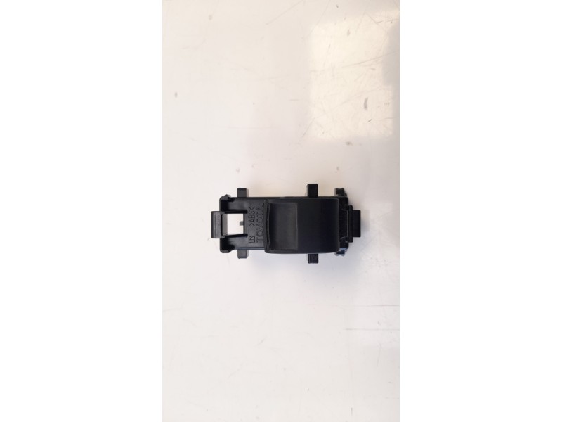 Recambio de mando elevalunas delantero derecho para toyota yaris city referencia OEM IAM   