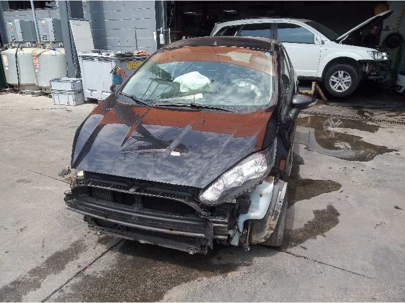 ford fiesta (ccn) del año 2013