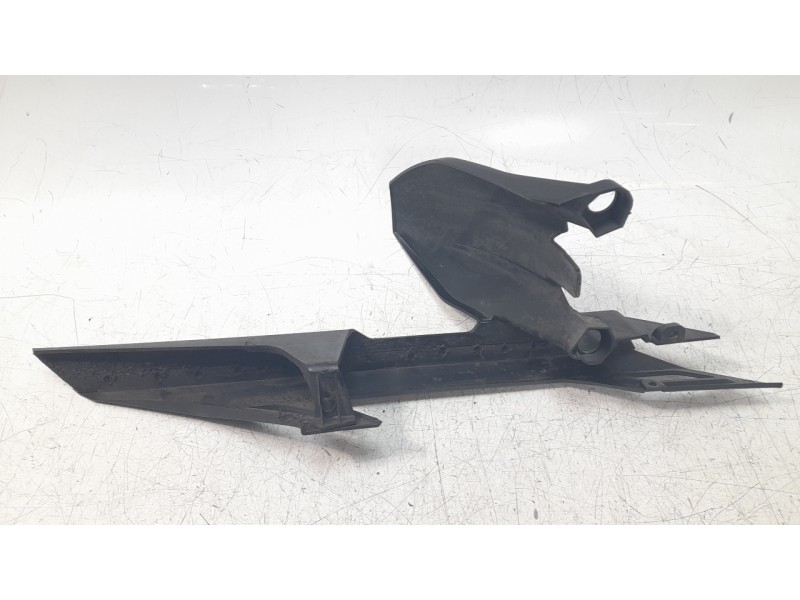 Recambio de guardabarros trasero para ktm 390 duke 390 duke referencia OEM IAM 93004060100  